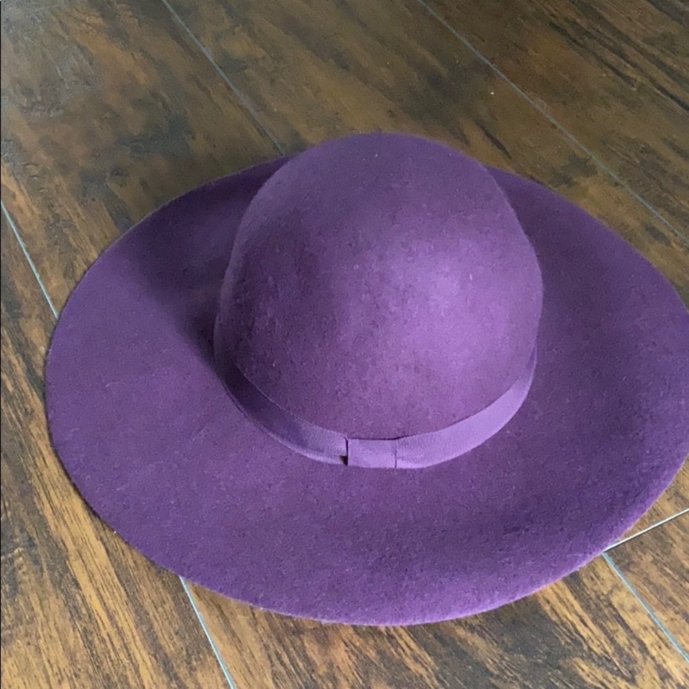 Wool hat /one size /purple color/ adjustable